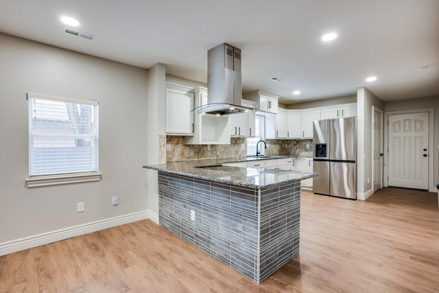 1705 S Greenwood Ave, Wichita, KS 67211