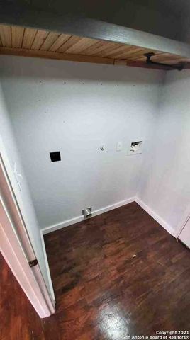 6307 SENTRY PT, San Antonio, TX 78233