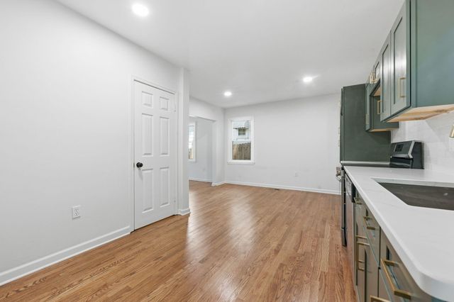 1418 Tunnel Boulevard, Chattanooga, TN 37411
