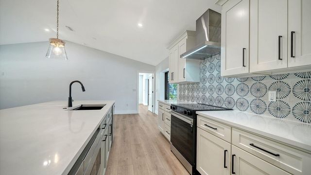 5468 WILKINSON ROAD, Sarasota, FL 34233