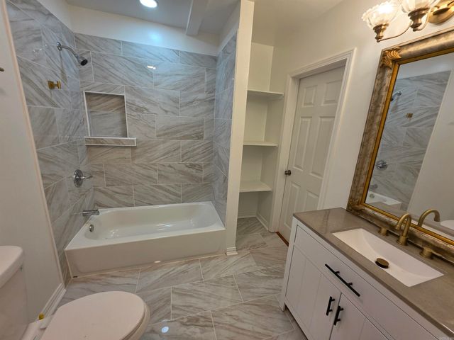 1703 W 19Th St, North Little Rock, AR 72114
