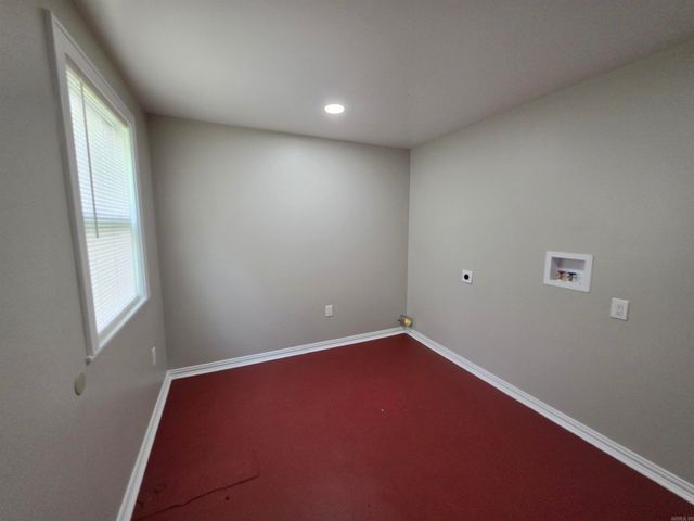 1703 W 19Th St, North Little Rock, AR 72114