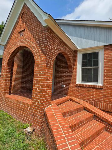 1703 W 19Th St, North Little Rock, AR 72114