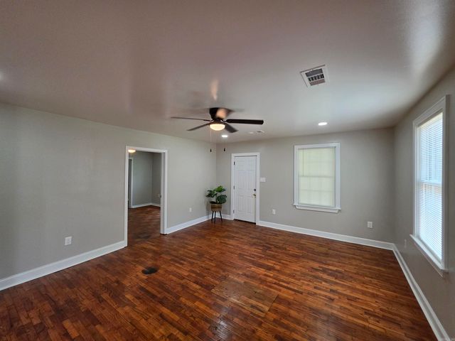 1703 W 19Th St, North Little Rock, AR 72114