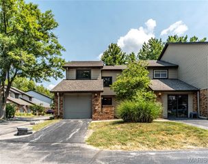 1722 Robin Knoll Court, St Louis, MO 63146