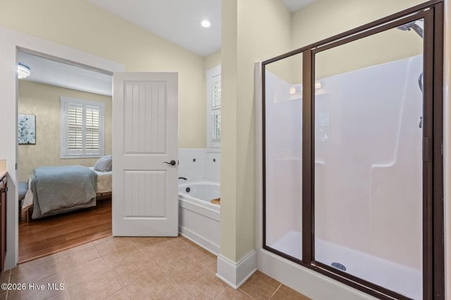 806 Wildflower Drive, Holly Ridge, NC 28445