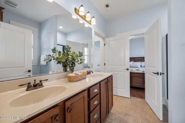 806 Wildflower Drive, Holly Ridge, NC 28445