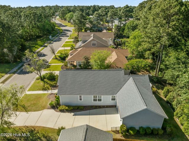 806 Wildflower Drive, Holly Ridge, NC 28445