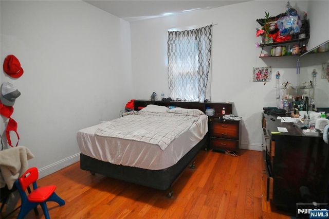 1406 Springfield Avenue, Irvington, NJ 07111