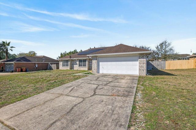 608 Northview Drive, Crestview, FL 32536
