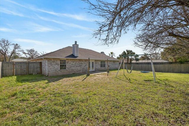 608 Northview Drive, Crestview, FL 32536