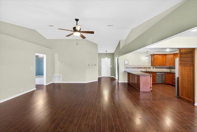 608 Northview Drive, Crestview, FL 32536