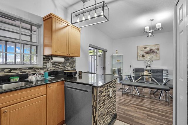 1381 W 30th St, Hialeah, FL 33012