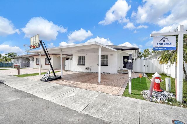 1381 W 30th St, Hialeah, FL 33012