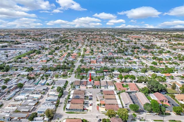 1381 W 30th St, Hialeah, FL 33012
