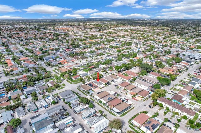 1381 W 30th St, Hialeah, FL 33012