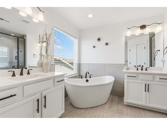 1851 Equinox Dr, Windsor, CO 80550