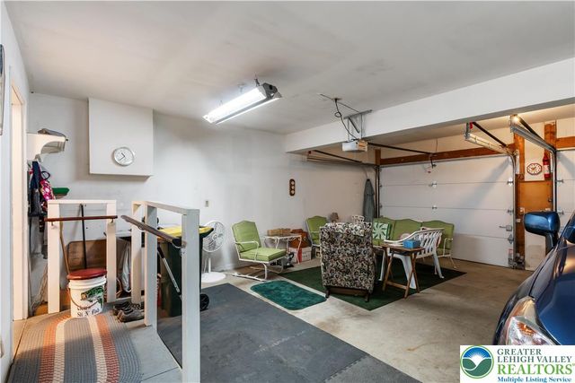 5235 Surrey Court, Upper Macungie Twp, PA 18104