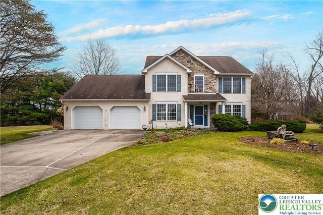 5235 Surrey Court, Upper Macungie Twp, PA 18104