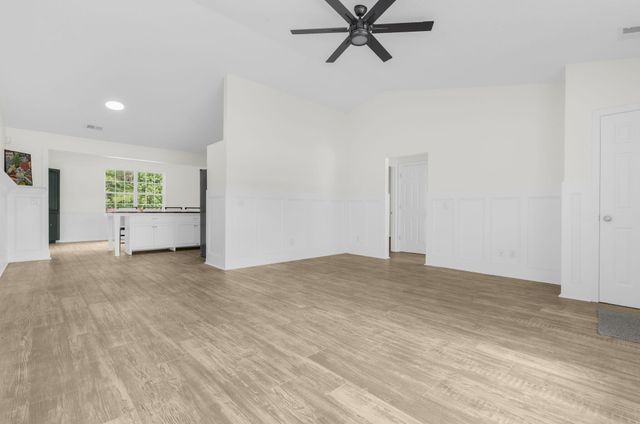 207 Amy Drive, Goose Creek, SC 29445