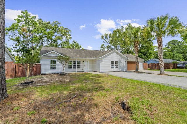 207 Amy Drive, Goose Creek, SC 29445