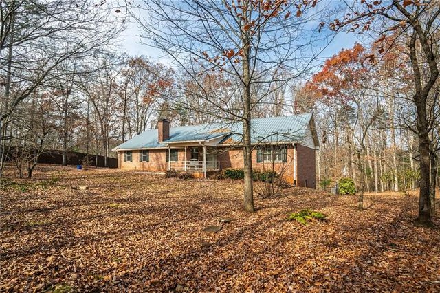 323 McCartan Trail, Clarkesville, GA 30523