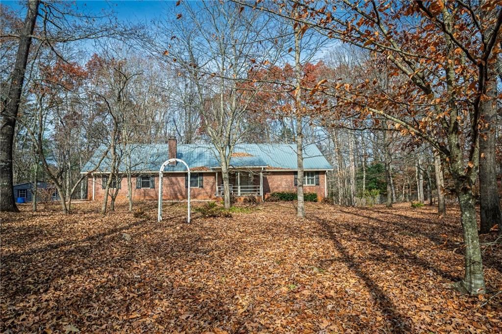 323 McCartan Trail, Clarkesville, GA 30523