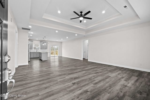 213 Alreva Rd, Louisville, KY 40216