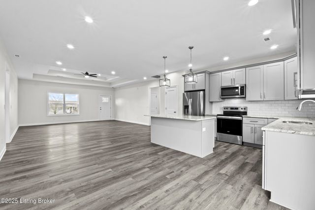 213 Alreva Rd, Louisville, KY 40216