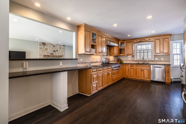 4725 Madison Avenue, Trumbull, CT 06611