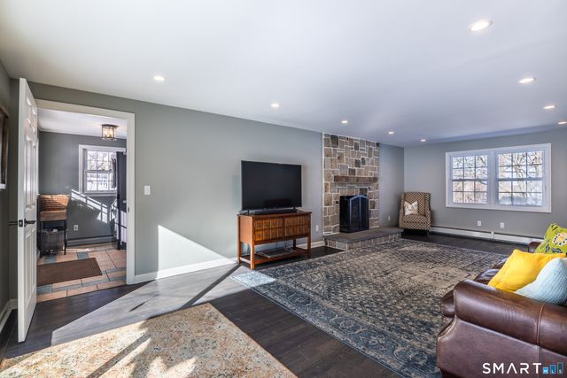 4725 Madison Avenue, Trumbull, CT 06611