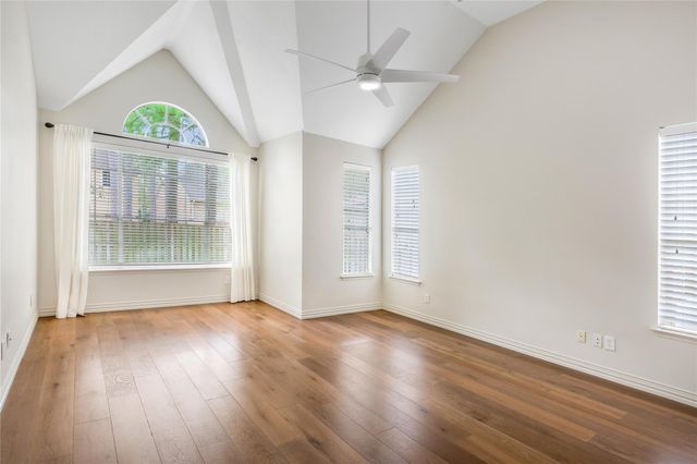 19 Tender Violet Place, The Woodlands, TX 77381