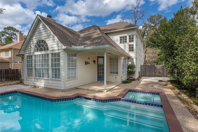 19 Tender Violet Place, The Woodlands, TX 77381