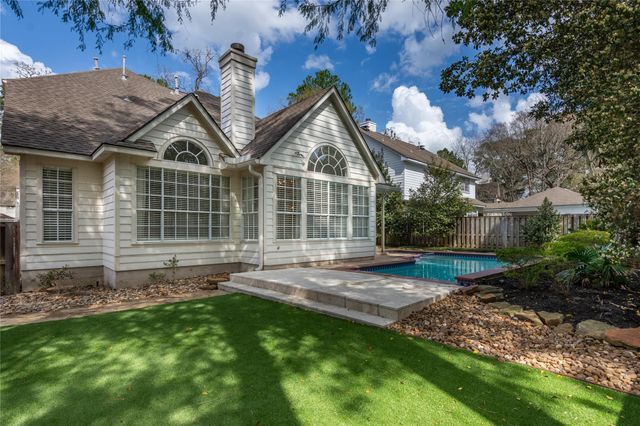 19 Tender Violet Place, The Woodlands, TX 77381