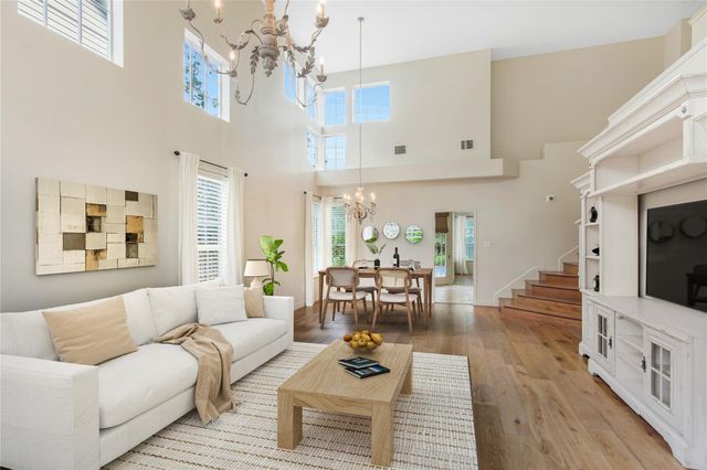 19 Tender Violet Place, The Woodlands, TX 77381