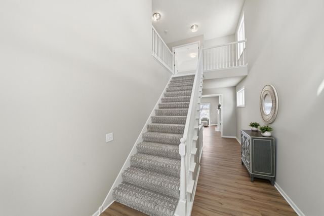 3868 Green Heights Trail SW, Prior Lake, MN 55372