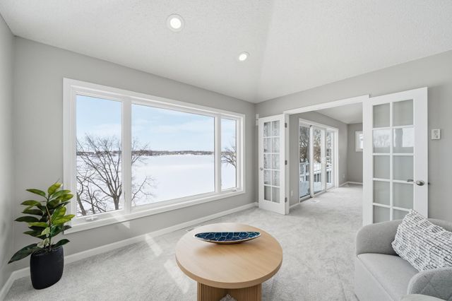 3868 Green Heights Trail SW, Prior Lake, MN 55372