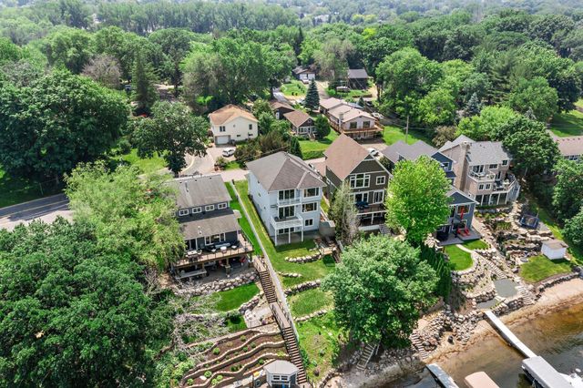3868 Green Heights Trail SW, Prior Lake, MN 55372
