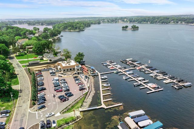 3868 Green Heights Trail SW, Prior Lake, MN 55372