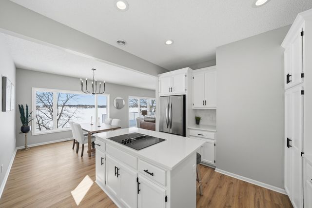 3868 Green Heights Trail SW, Prior Lake, MN 55372