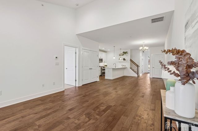 83 Riverwalk, Plainsboro, NJ 08536