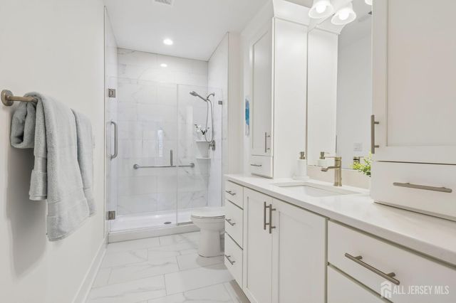 83 Riverwalk, Plainsboro, NJ 08536
