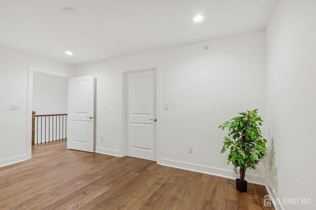 83 Riverwalk, Plainsboro, NJ 08536