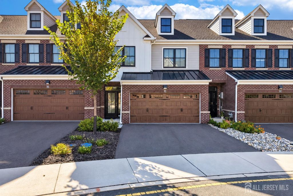 83 Riverwalk, Plainsboro, NJ 08536