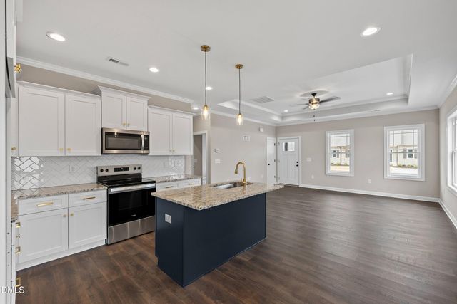 932 Micro Road W, Selma, NC 27576
