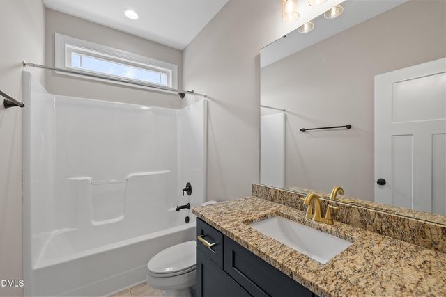 932 Micro Road W, Selma, NC 27576
