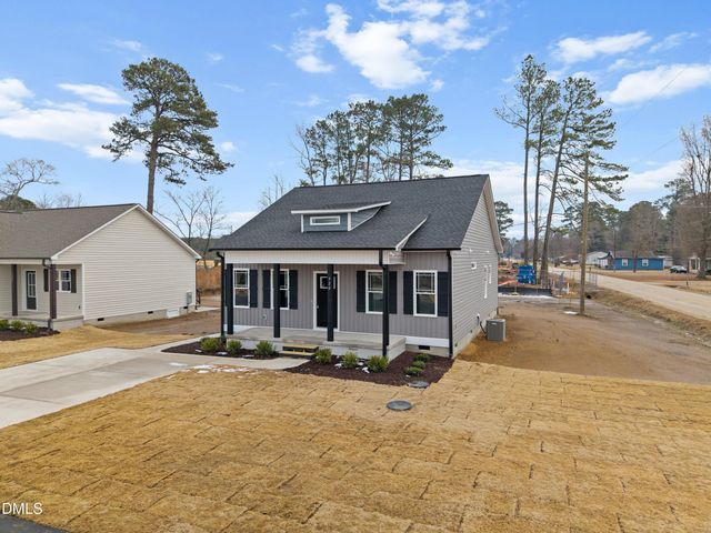 932 Micro Road W, Selma, NC 27576