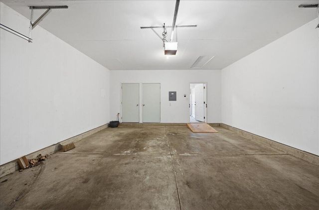 1318 Marigold Place, Schererville, IN 46375