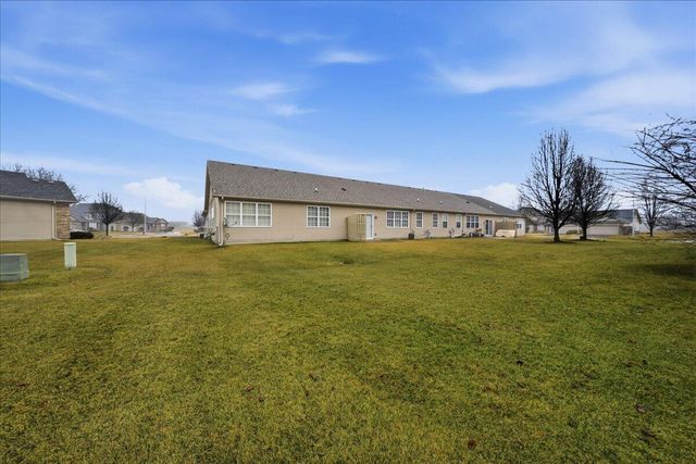 1318 Marigold Place, Schererville, IN 46375