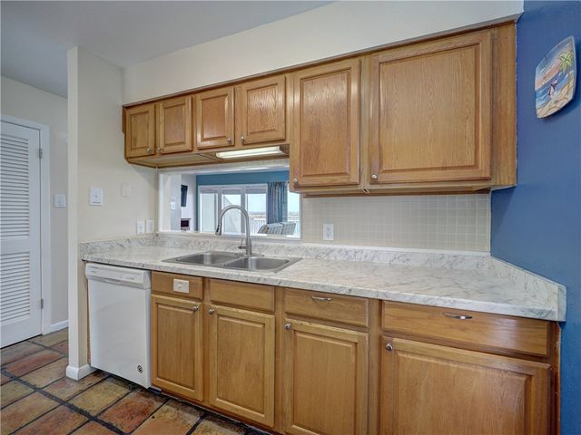 14300 Aloha St 203, Corpus Christi, TX 78418